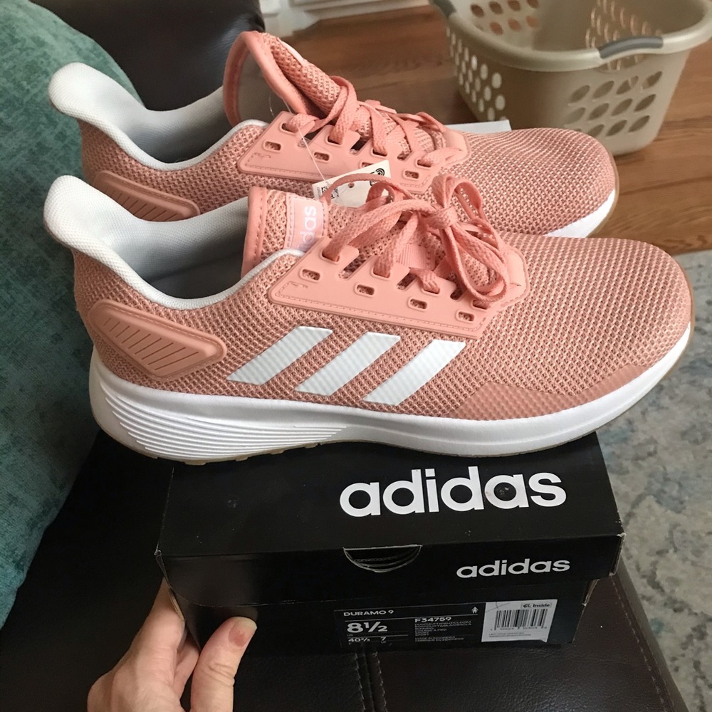 Adidas Ladies 8.5 Brand New Never Worn Duramo9